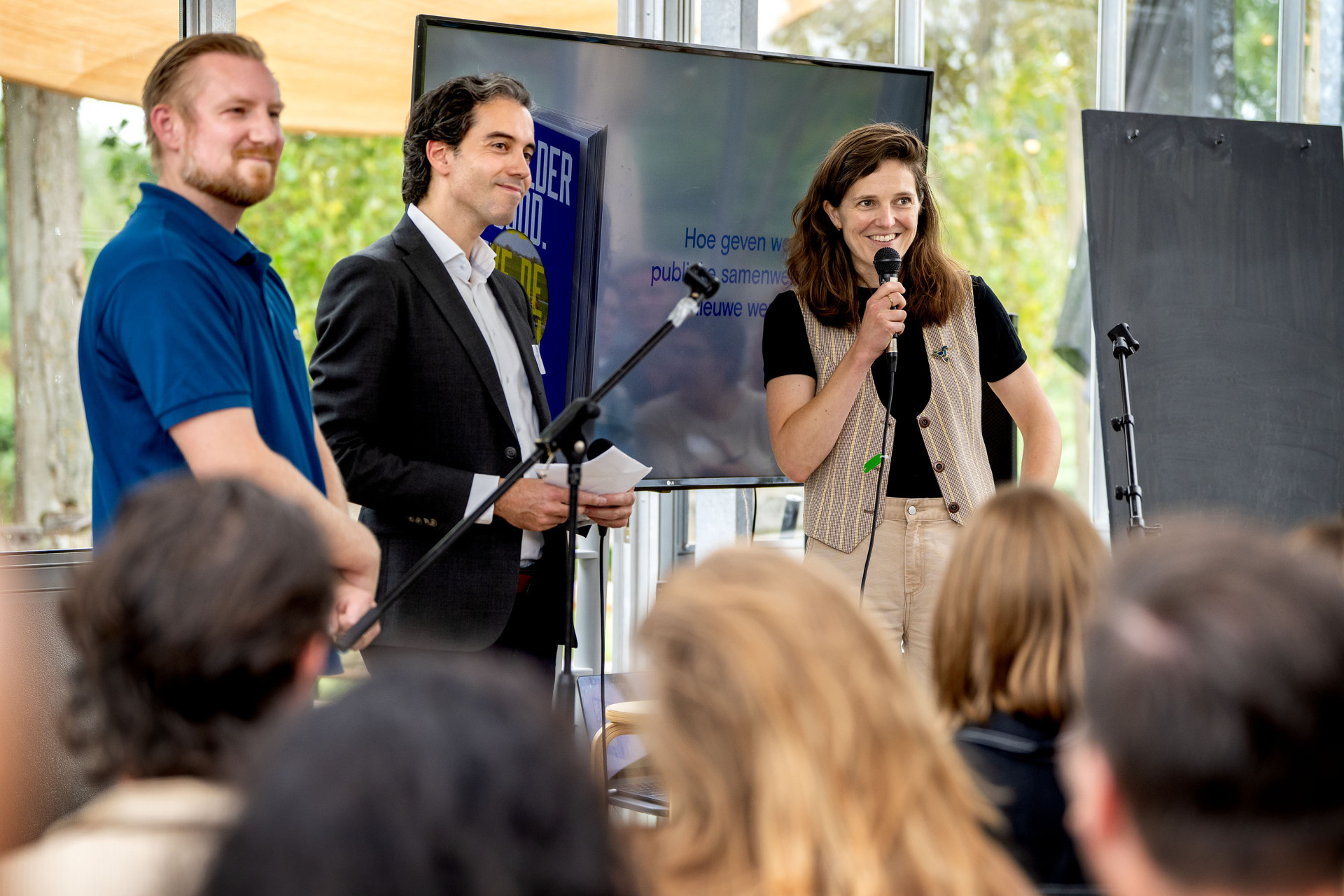 Koen Haer, Christopher Baan en Suzanne Potjer (vlnr) over de aanleiding van het boek. Foto: Kick Smeets.